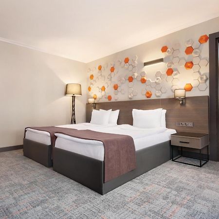 Days Hotel By Wyndham Ankara Cankaya Esterno foto