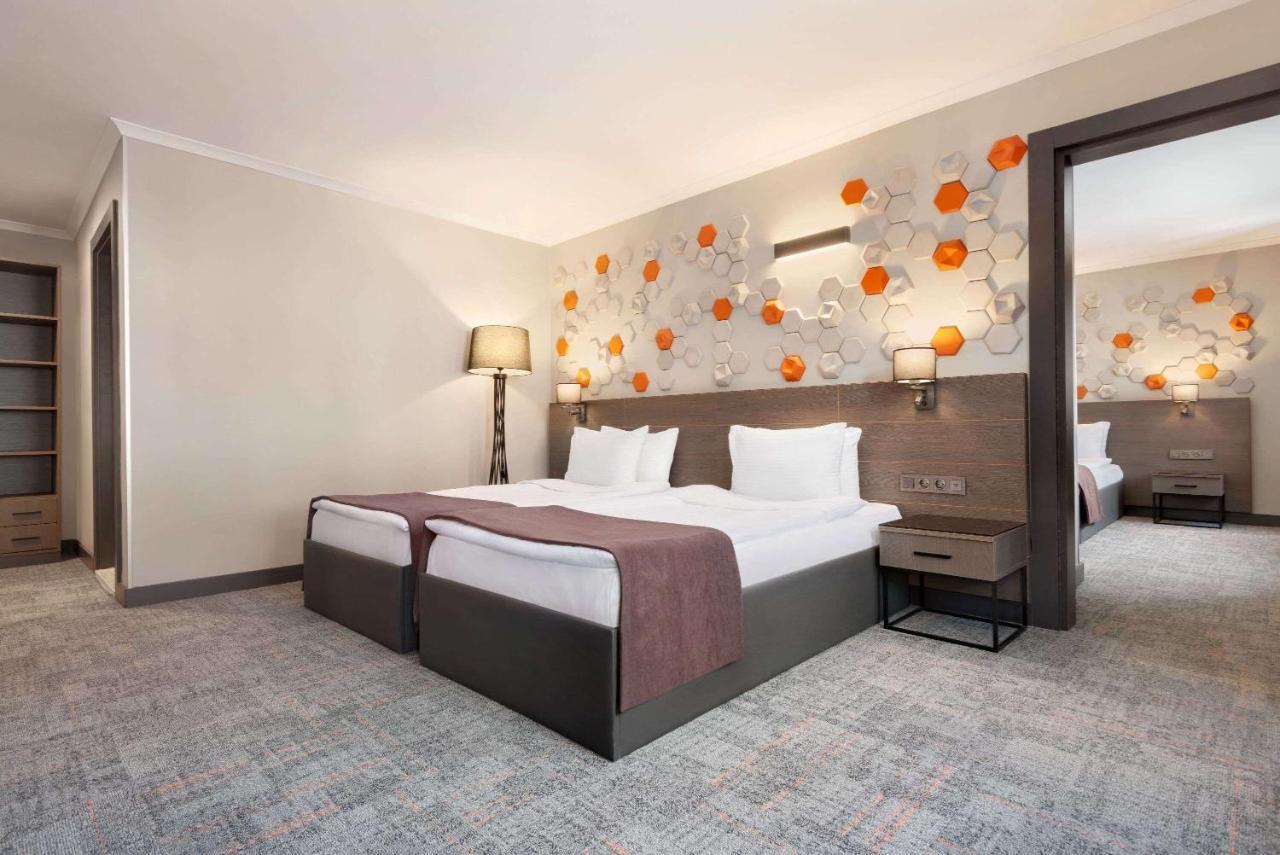 Days Hotel By Wyndham Ankara Cankaya Esterno foto
