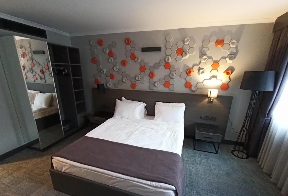Days Hotel By Wyndham Ankara Cankaya Esterno foto