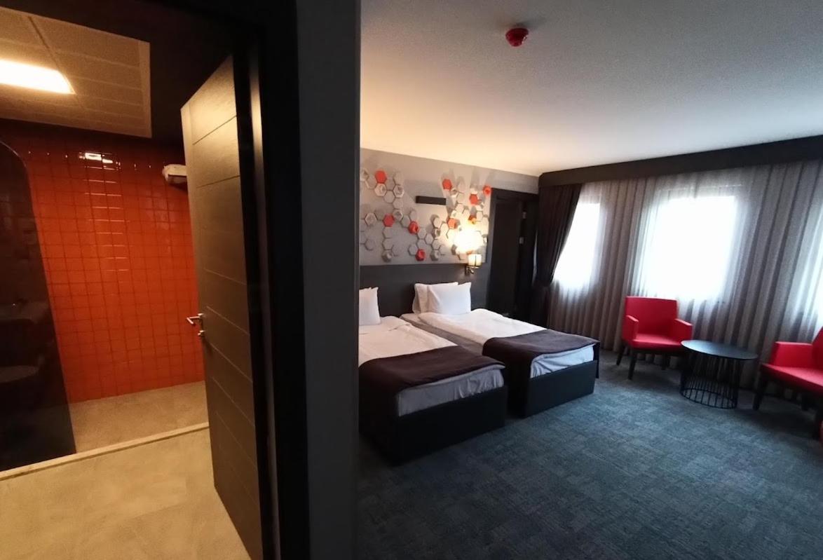 Days Hotel By Wyndham Ankara Cankaya Esterno foto