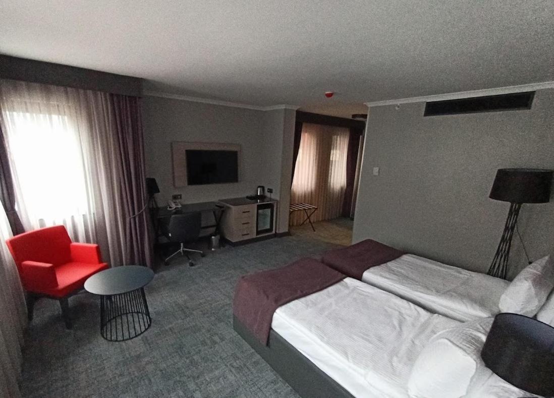 Days Hotel By Wyndham Ankara Cankaya Esterno foto