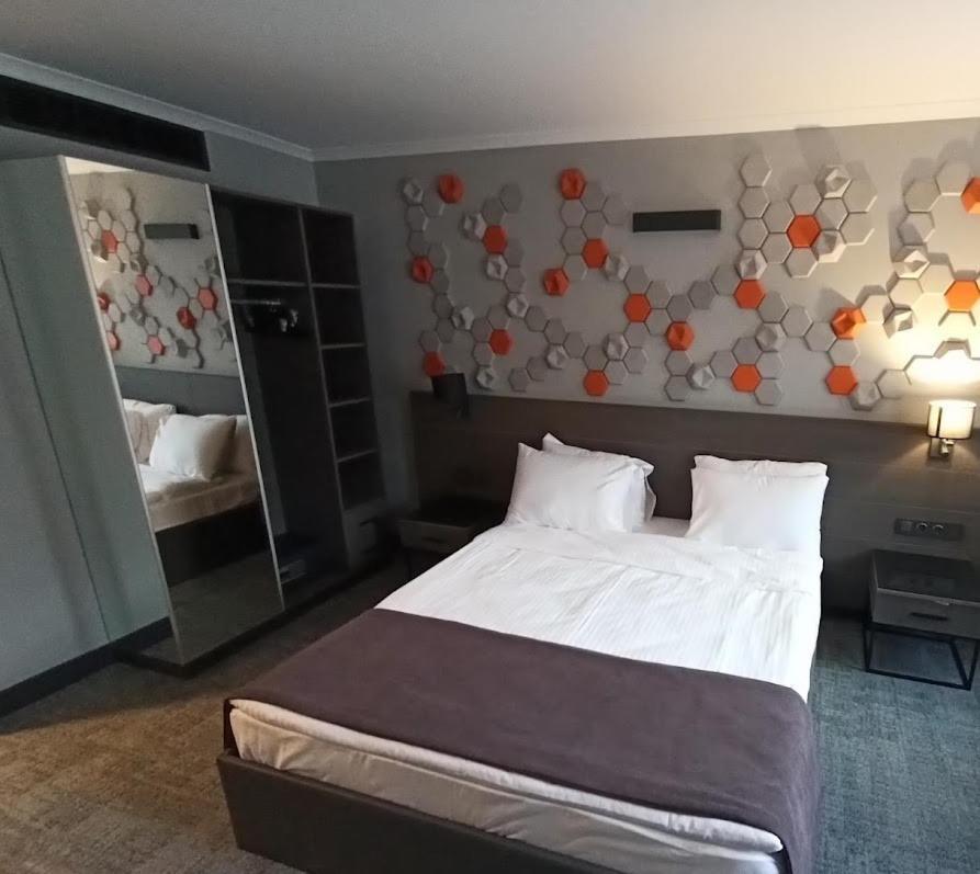 Days Hotel By Wyndham Ankara Cankaya Esterno foto