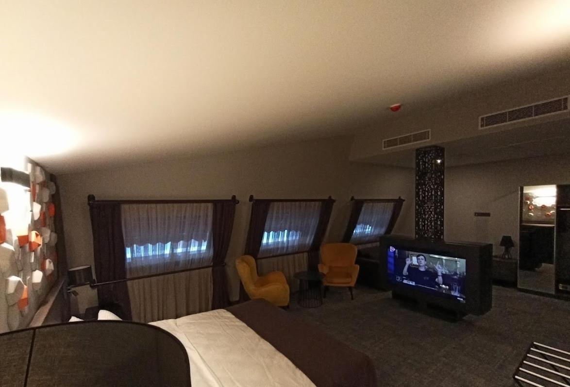Days Hotel By Wyndham Ankara Cankaya Esterno foto